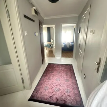 شقة 5 Minutes Walk To Taksim Square, Sea View *